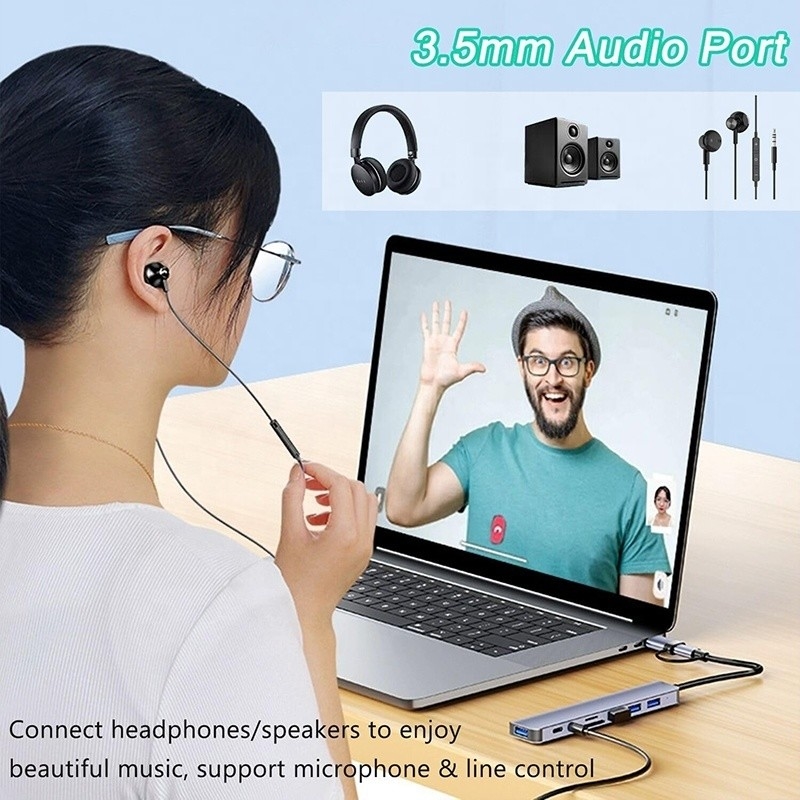 8-In-1 USB 3.0 Hub 3*USB 2.0 3.5mm Audio SD/TF Card Reader Output สําหรับการถ่ายทอดข้อมูลและการชาร์จ