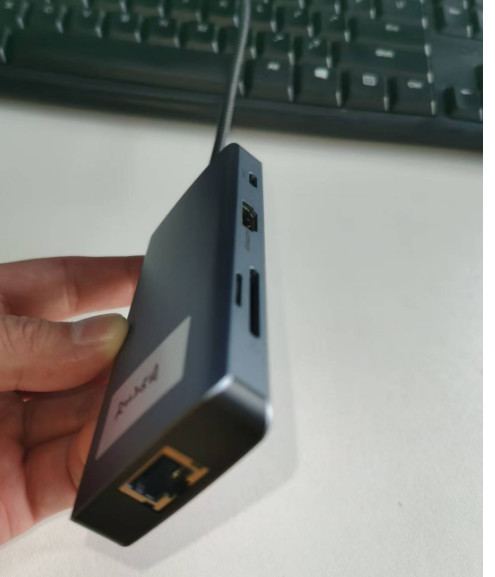 4K HDMI 9 In 1 USB-C Hub พร้อม USB 3.1 Multi Port Docking Station Adapter แม็คน็อตบุ๊ค